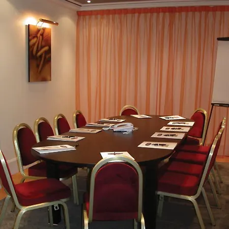 Hotel Le Marquis By Inwood Hotels 